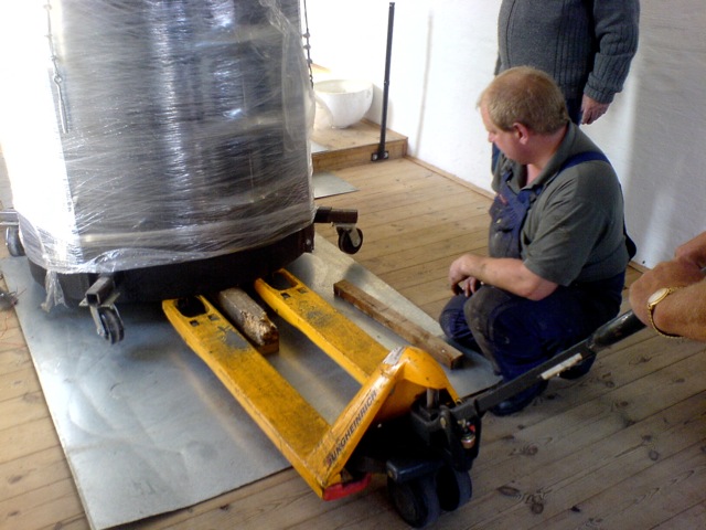 Loading Image